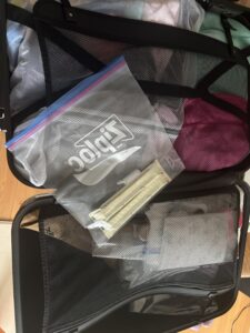 旅行用スーツケースの中身（子供の荷物がメイン）